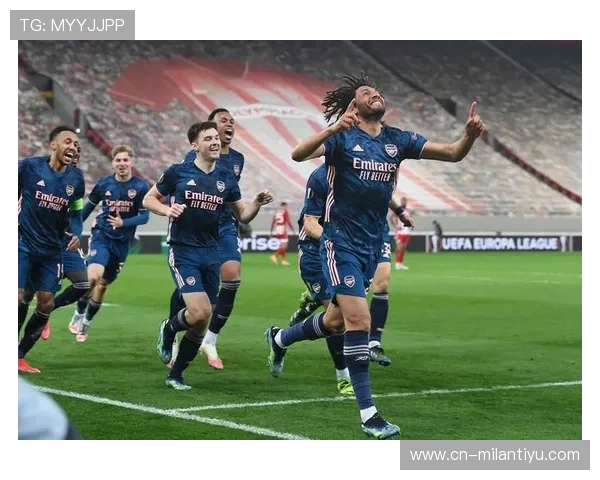 AC米兰夺冠庆典现场精彩纷呈，球迷热情高涨共庆胜利